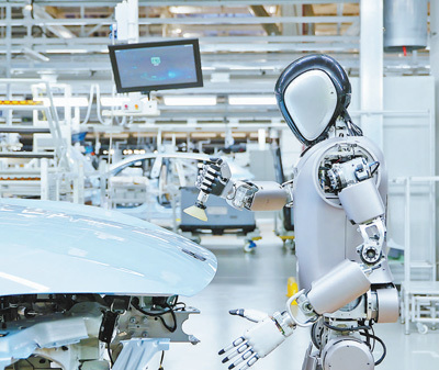 人形機器人“進廠實訓” 中國工業機器人的智能新探索