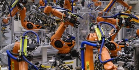 工業機器人巨頭的聯姻 美的收購庫卡，是戰略遠見還是沉重負擔？